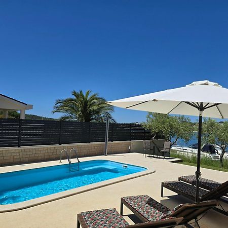 Olive Garden, Apartment With A Private Pool Banjole Buitenkant foto