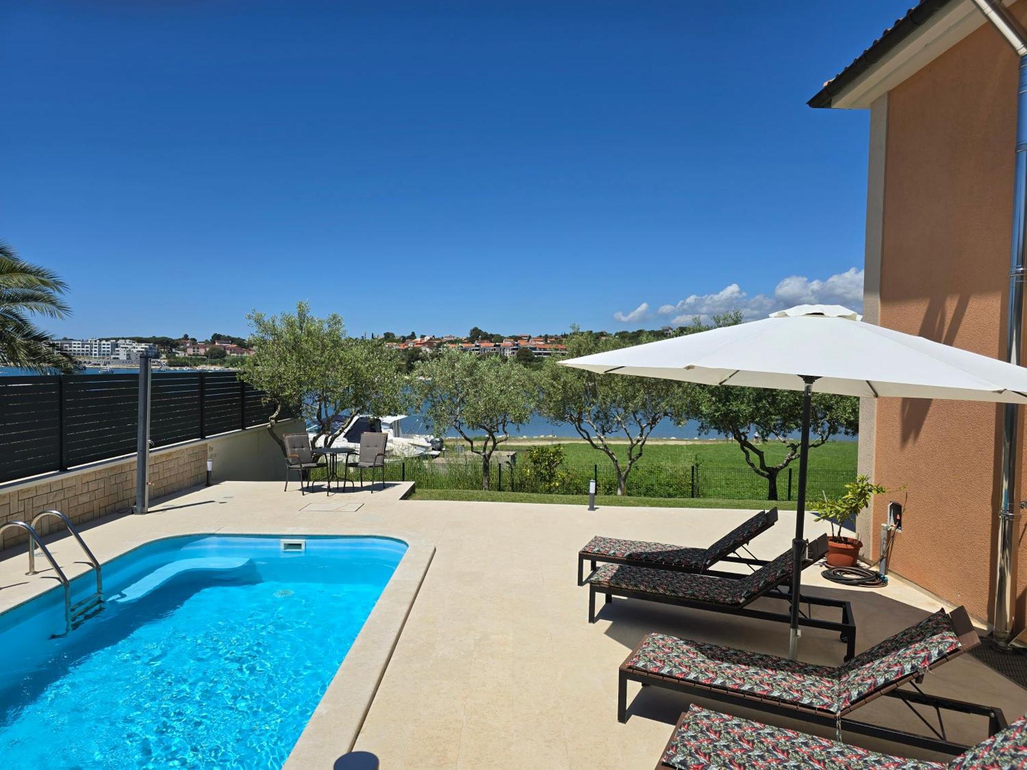 Olive Garden, Apartment With A Private Pool Banjole Buitenkant foto